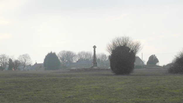 Marianglas war memorial